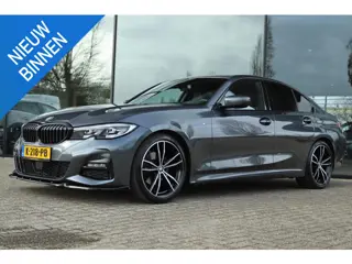 BMW 3-SERIE 320I HIGH EXECUTIVE M-SPORT | SHADOWLINE | MAXTON | CARPLAY | ADAPT. CRUISE | LED | CAME