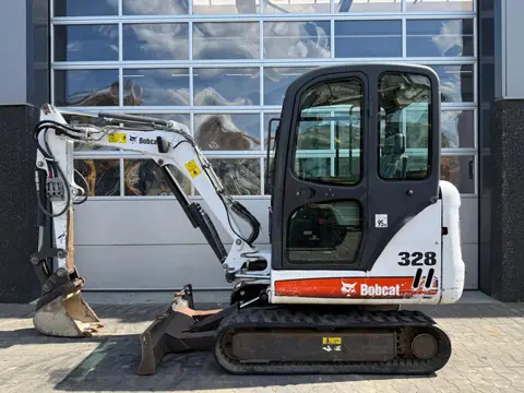 Bobcat 328 (bj 2007)