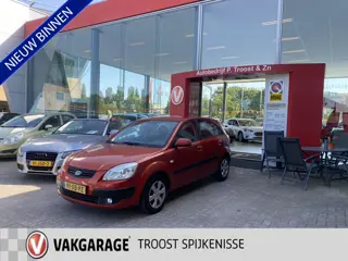 Kia Rio 1.4 X-tra,5 Deurs,5 Zits,Airco,Elektrischpakket,Stuurbekrachting,Centraledeurvergrendeling