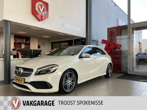 Mercedes-Benz A-Klasse 180 Business Solution AMG,Automaat,Panoramadak,Navigatie,Achteruitrijcamera,C