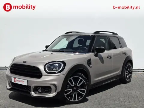 MINI Countryman 1.5 Cooper John Cooper Works Trekhaak 1500kg NL Auto! | Leer | Achteruitrijcamera | 