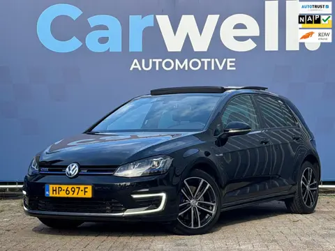 Volkswagen Golf 1.4 TSI GTE|Navi|Pano|Camera|Climate|Keyless|Cruise|PDC V+A|LMV|Apk tot 24-12-2026|