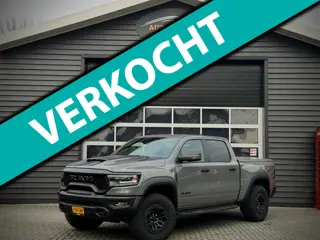 Dodge Ram 1500 6.2 L V8 4x4 Crew Cab TRX HEMI 702PK BOMVOL!