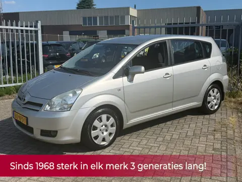 Toyota Verso 1.8 VVT-i Sol 7PERSOONS! Airco l Cruise l Elek pakket l MTF-stuur! 2e eigenaar l TOPSTA