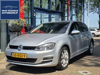 Volkswagen Golf 1.2 TSI Business Edition AUTOMAAT | Navigatie | Trekhaak | Parkeersensoren+Camera | 