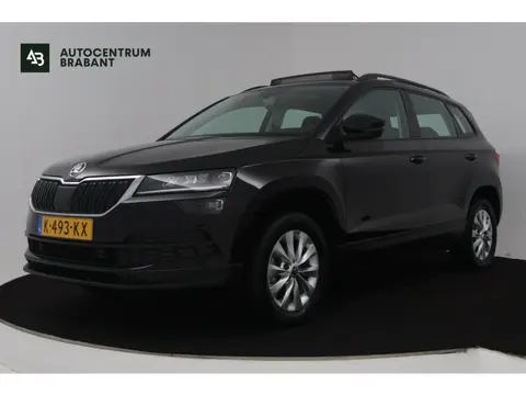 Skoda Karoq 1.0 TSI Business Edition (PANORAMADAK, STOEL/STUUR VERWARMING, NAVIGATIE CARPLAY, DIGITA