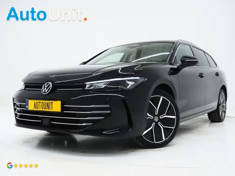 Volkswagen Passat Variant 1.5 eHybrid 204PK | Leder/Alcantara | Massage | Stoelkoeling | Trekhaak | 