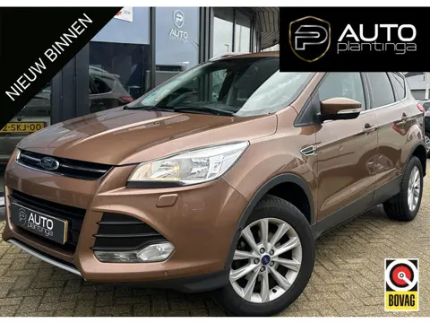 Ford Kuga 1.5 Titanium Plus 150PK | Trekhaak | 2000KG Trekgewicht | NIEUW APK | Stoelverwarming | Vo