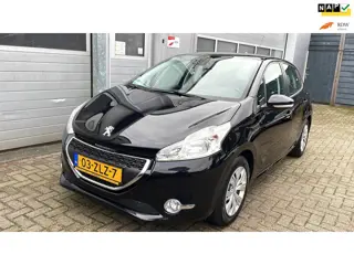 Peugeot 208 1.2 VTi Envy 5DR 2013-Navi-Clima-Cruise-New APK