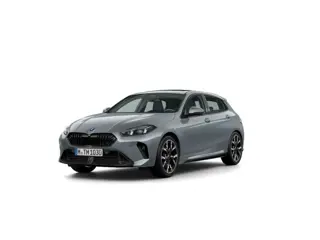 BMW 1-serie 120 | M-Sport Pro | 19'' | Panorama. | Harman/Kardon | Stuur + Stoelverw. | Comf. Acc. |