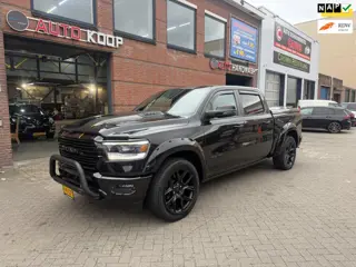 Dodge RAM 1500 5.7 V8 4x4 Crew Cab Laramie Night Pano HuD H&K