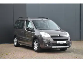 Citroen Berlingo 1.2 110 PK Turbo XTR * Navigatie * Climatronic *