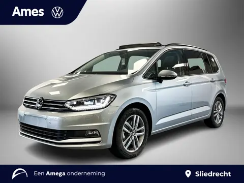 Volkswagen Touran 1.5 TSI 150pk DSG Comfortline 7p | 7 zitplaatsen | Panoramadak | Dodehoeksensoren