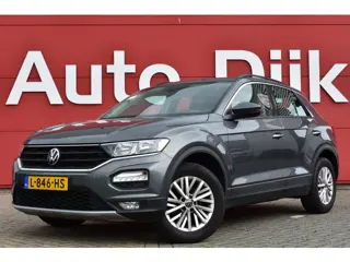 Volkswagen T-Roc 1.0 TSI Style Carplay | Adapt. Cruise | Trekhaak | Navi | Airco | DAB | PDC V+A | L