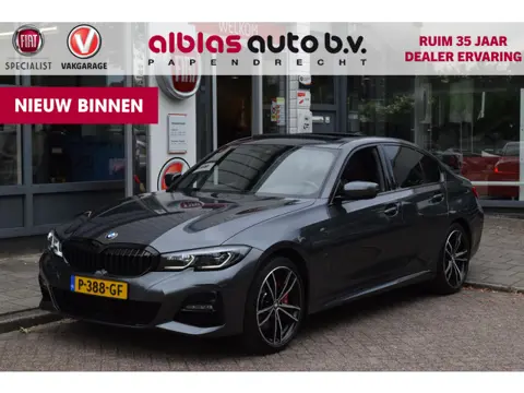 BMW 3-serie 320e M-pakket|Laser|19"|Dak|ACC|Cam|Trekhaak