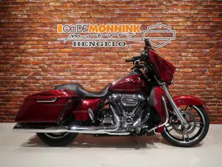 Harley-Davidson FLHXS Street Glide Spec. 107 (bj 2017)
