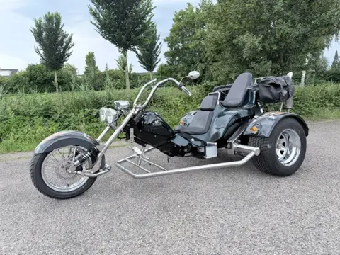 BOOM Trike Chopper