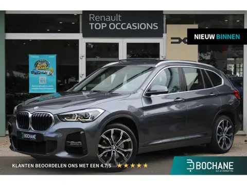 BMW X1 sDrive20i High Executive Edition | Panoramadak | Head Up Display | Trekhaak