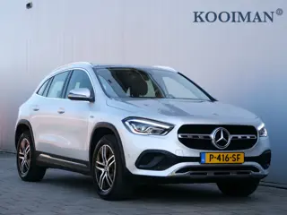 Mercedes-Benz GLA 250 e Style 218 Pk Automaat Navi / DAB / Camera / Apple Carplay / Stoelverwarming