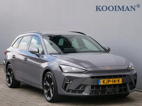 CUPRA Leon Sportstourer 1.5 TSI e-Hybrid Business 204 Pk Automaat Navi / DAB / Apple Carplay / Camer