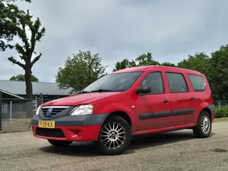 Dacia Logan MCV 1.6 Ambiance (bj 2008)