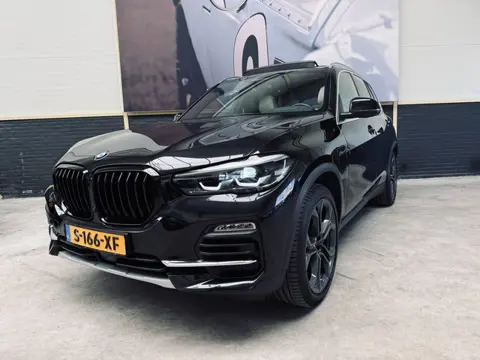 BMW X5 xDrive45e|PANO|H&K|TREKHAAK|21INCH|CAMERA|