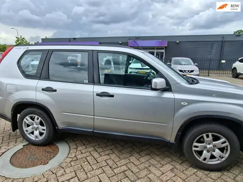 Nissan X-Trail €3850,-2.0 XE AIRCONDITION TREKHAAK APK NAP