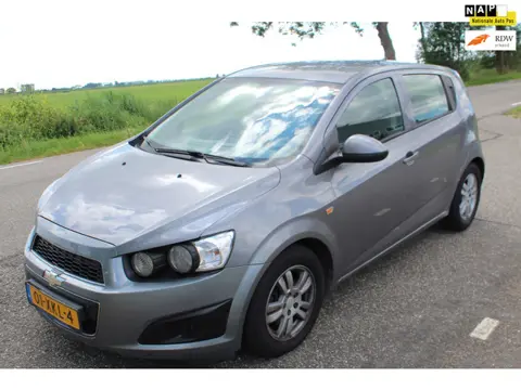 Chevrolet Aveo 1.3D LT // 5-DRS //