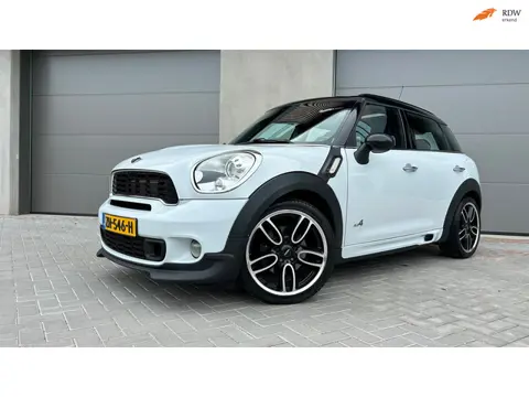Mini Countryman 1.6 Cooper S ALL4 JCW/LEDER/PANORAMADAK/NAVIGATIE/HARMAN KARDON/BOMVOL/HISTORIE AANW