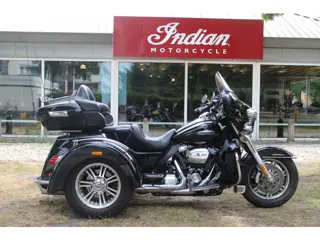 Harley-Davidson Tri Glide  Triglide Ultra