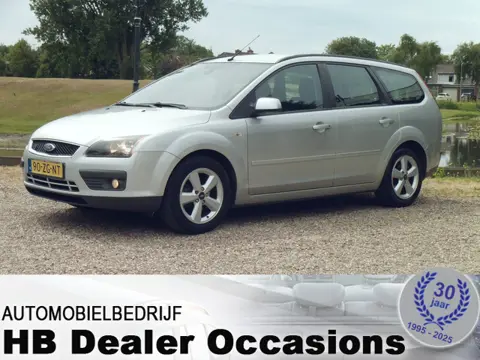 Ford FOCUS Wagon 1.8-16V Ambiente Flexifuel - Airco