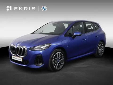 BMW 2-serie Active Tourer 230e xDrive | SOH 97% | M Sportpakket | Head-Up Display | Parking Assistan