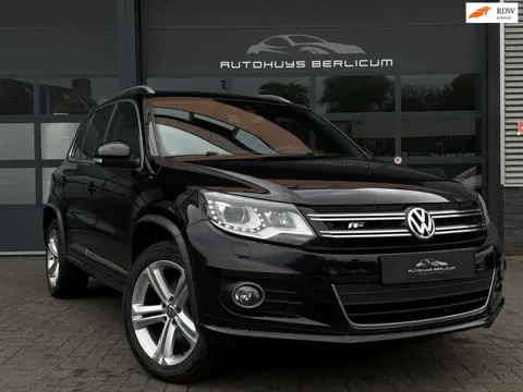Volkswagen Tiguan 2.0 TSI Sport&Style 4motion R-line Pano Trekhaak Leder Clima Camera