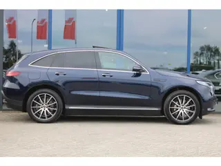 Mercedes-Benz EQC 400 4MATIC 80 kWh AMG LINE SCHUIFDAK MEMORY DISTRONIC HEAD-UP