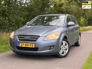 Kia Cee'd 1.6 X-ecutive | Airco + Cruise Nu € 1.499,- !!!