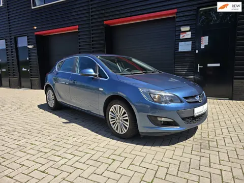 Opel Astra 2.0 CDTi | AUTOMAAT | NAVIGATIE | PDC | CAMERA | ELEC. PAKKET