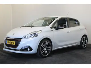 Peugeot 208 1.2 PureTech GT-line (bj 2015, automaat)