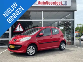 Peugeot 107 1.0-12V XS / 5 deurs/Centrale vergr met afstandsbedien/Elektrische raambediening/