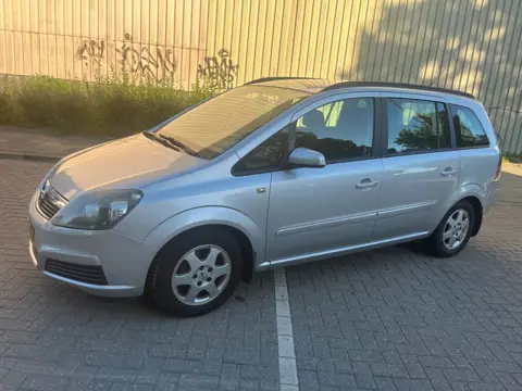 Opel Zafira 1.8 Enjoy