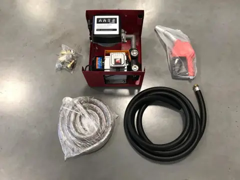 Pompset 230 Volt pompset brandstof pomp compleet met slang, teller en afgiftepistool !
