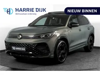 Volkswagen Tiguan 1.5 eHybrid 272 PK R-Line | Black Style | S/K-panodak | Adapt. Cruise | Stoel-+stu