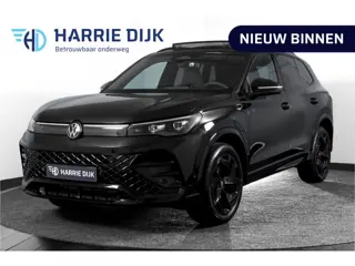Volkswagen Tiguan 1.5 eHybrid 272 PK R-Line | Black Style | S/K-panodak | Adapt. Cruise | Stoel-+stu