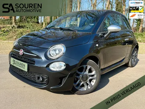 Fiat 500 1.0 Hybrid Rockstar / Panoramadak / Airco / Apple Carplay-Android Auto / Cruise control / L
