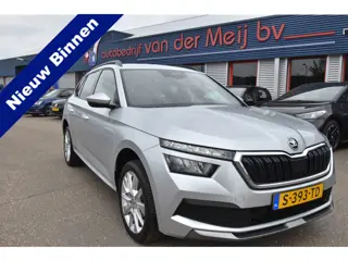 Škoda Kamiq 1.0 TSI Sport Business , CLIMATRONIC , NAVI VIA APP ,  A UITRIJ CAM , PDC A , LMV17 , LE