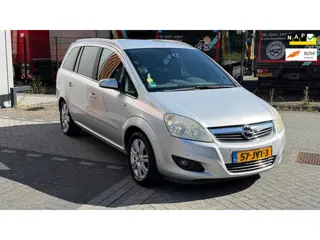 Opel Zafira 2.2 Cosmo 150 PK Nieuwe APK