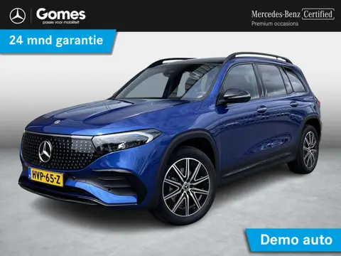 Mercedes-Benz EQB 250+ AMG Line | Night Pakket | Panoramadak | DISTRONIC Afstandsassistent | 360° Ca