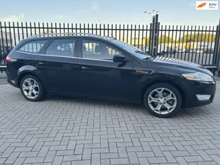Ford Mondeo Wagon 2.0-16V Titanium