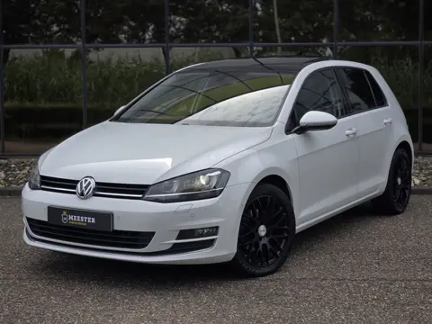 Volkswagen Golf 1.4 TSI Highline |PANO|CAMERA|LEDER