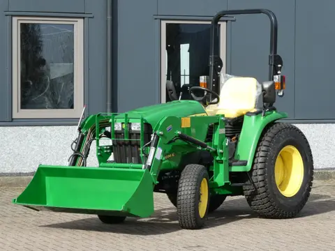John Deere 3036E 4wd HST / 0520 Draaiuren / Voorlader