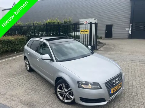 Audi A3 Sportback 1.4 TFSI Ambiente Cruise Clima 6 Bak Panorama